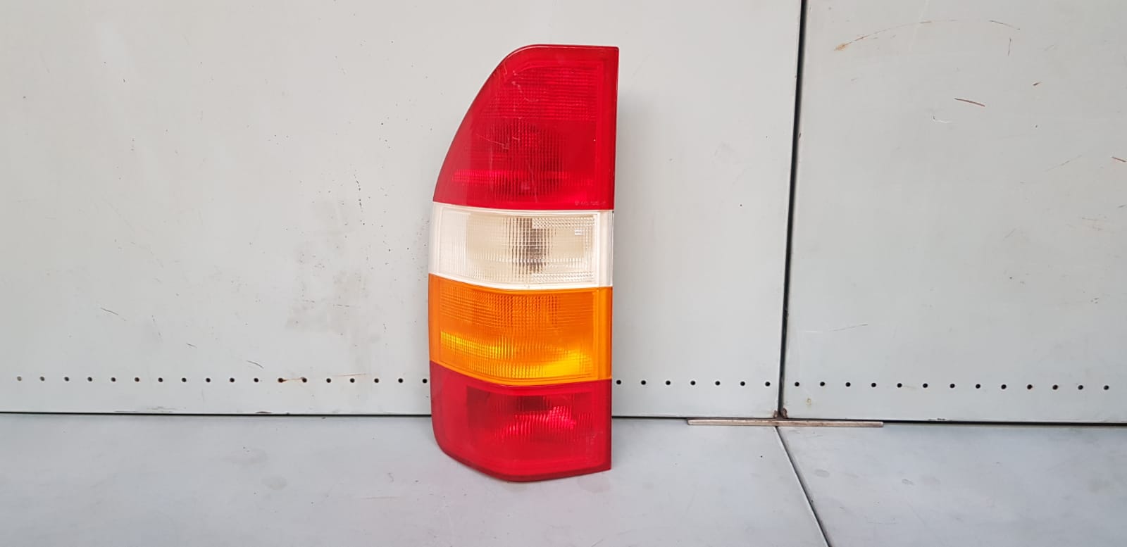 Mercedes Benz Sprinter 1995- Taillight - I Auto Spares