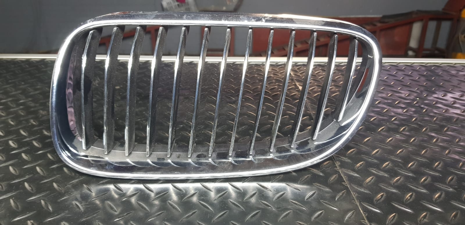 BMW 3 Series E92, E93 2005 - 2011 - Left Chrome Grill , | I Auto Spares
