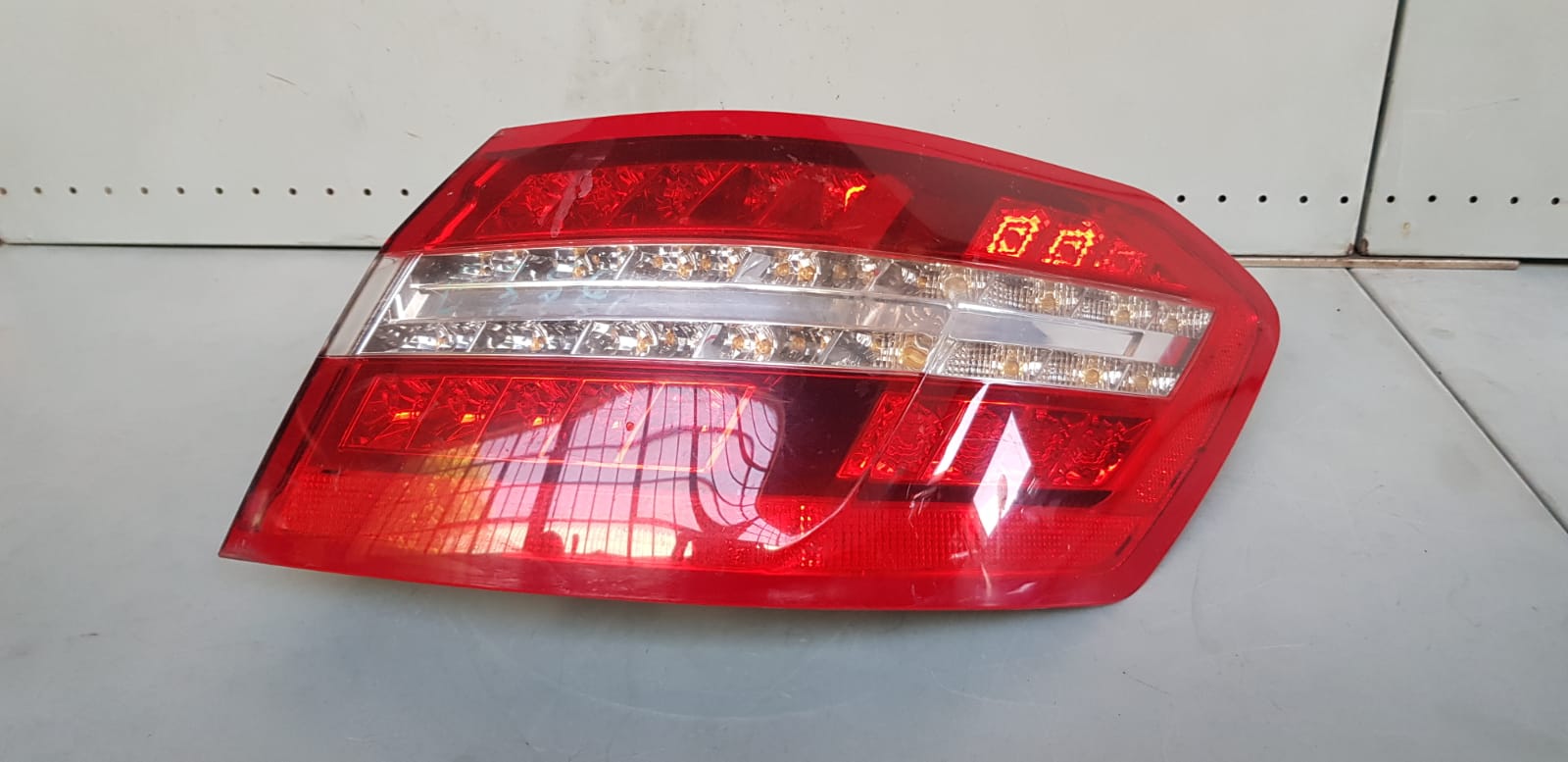 Mercedes Benz E Class Sedan 2010- Right Side Tail Lamp LED - I Auto Spares