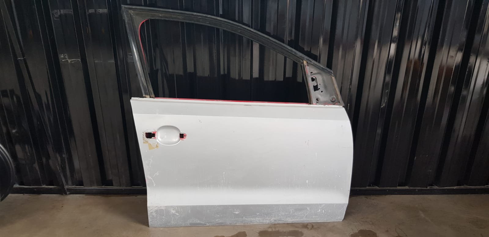 Polo 6, TSI, Vivo 2013- Right Front Door | I Auto Spares