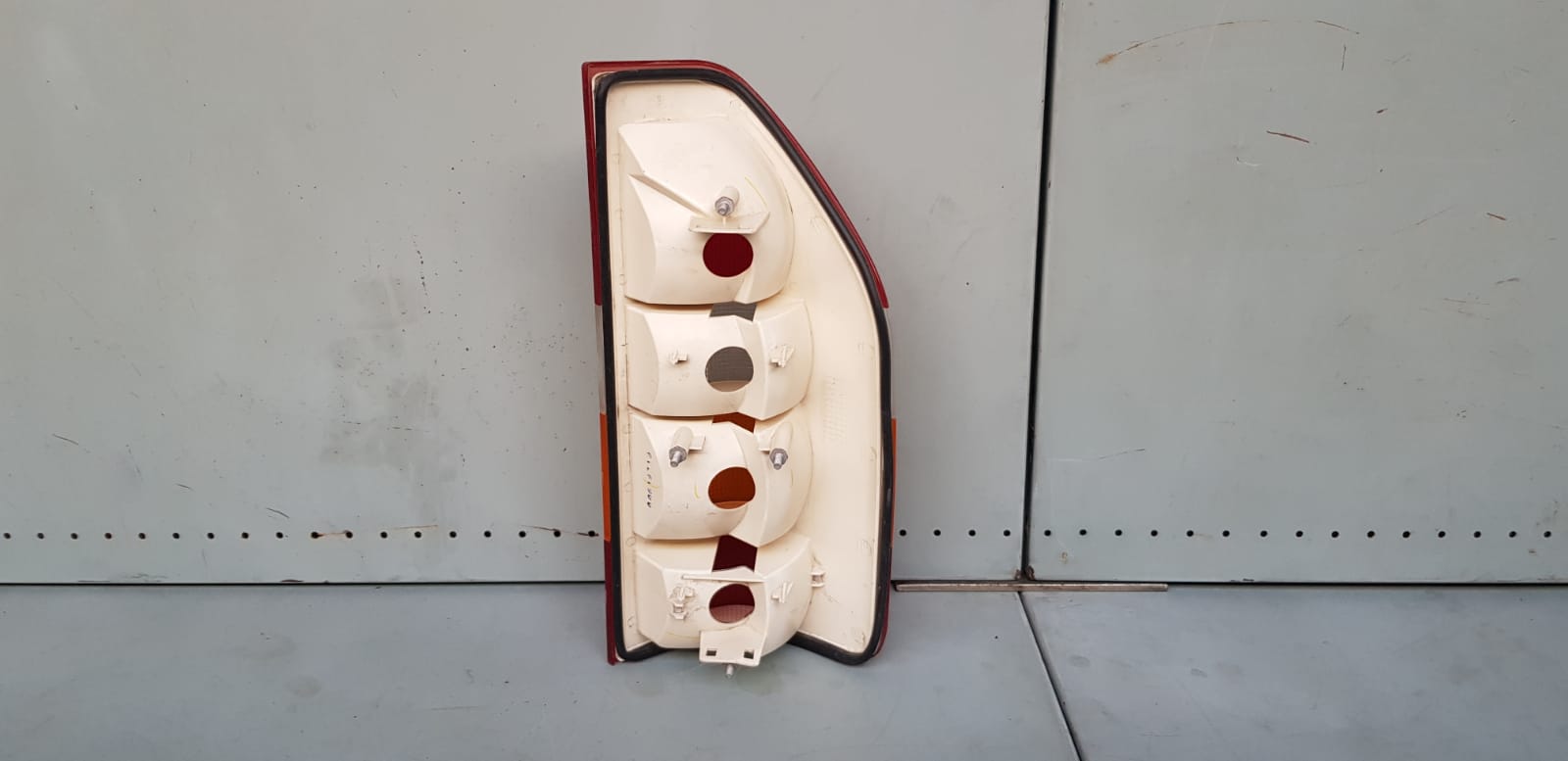 Mercedes Benz Sprinter 1995- Taillight - I Auto Spares