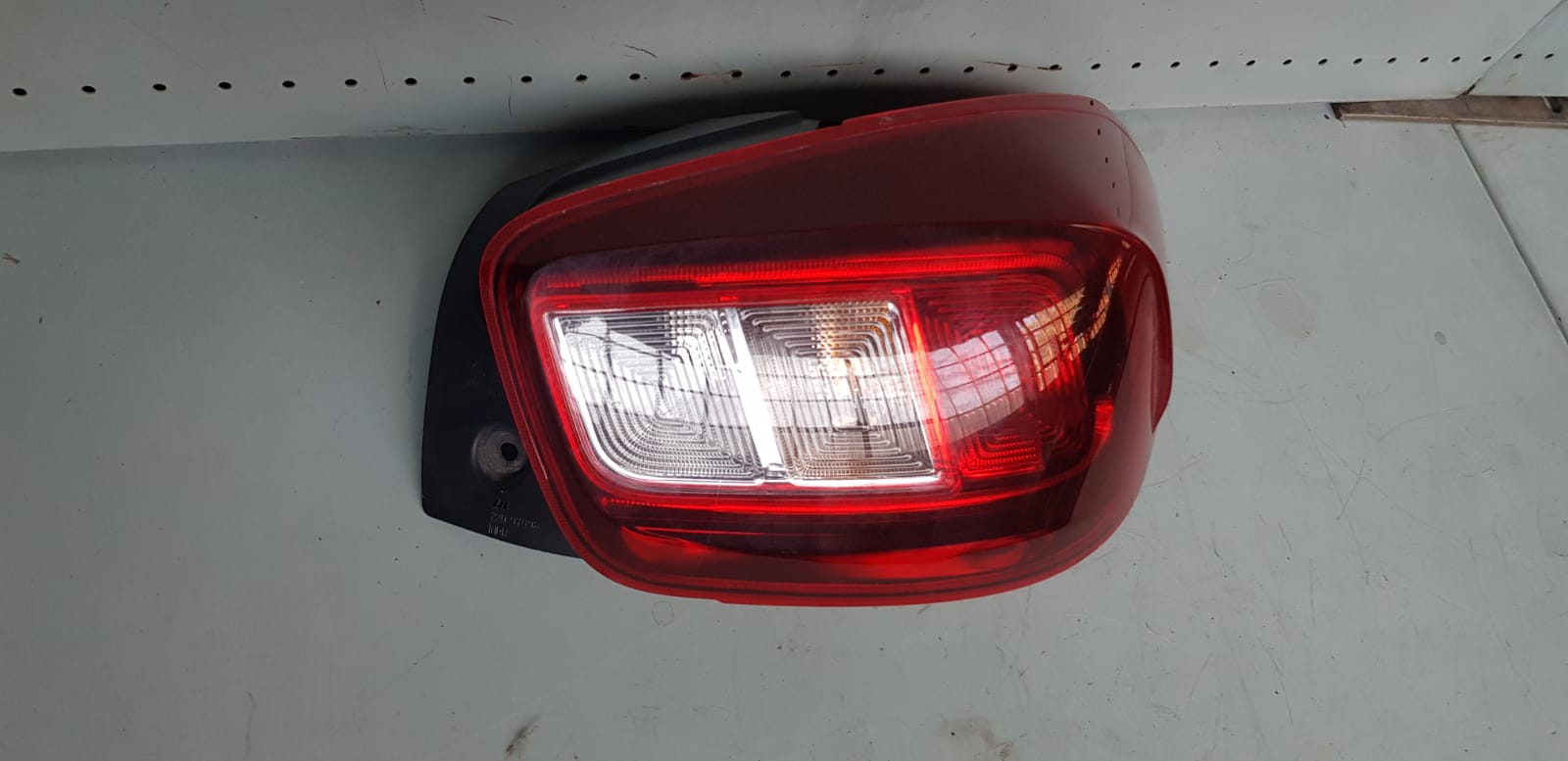 Renault Kwid Facelift 2020 - Taillight Right Side | I Auto Spares