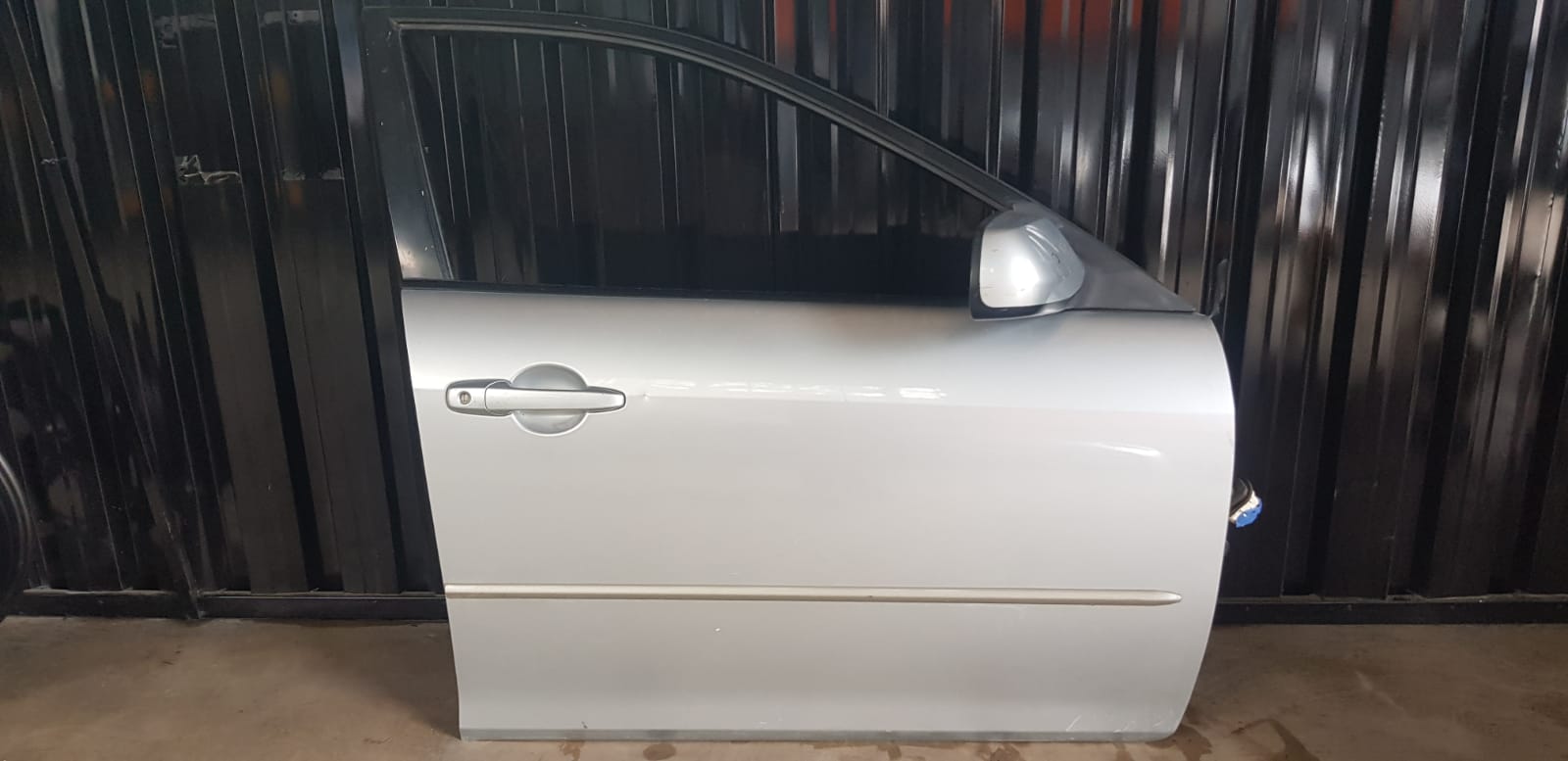 Mazda 6, 2005 - Right Front Door Includes: Side Mirror, Outer Handle, Glass | I Auto Spares