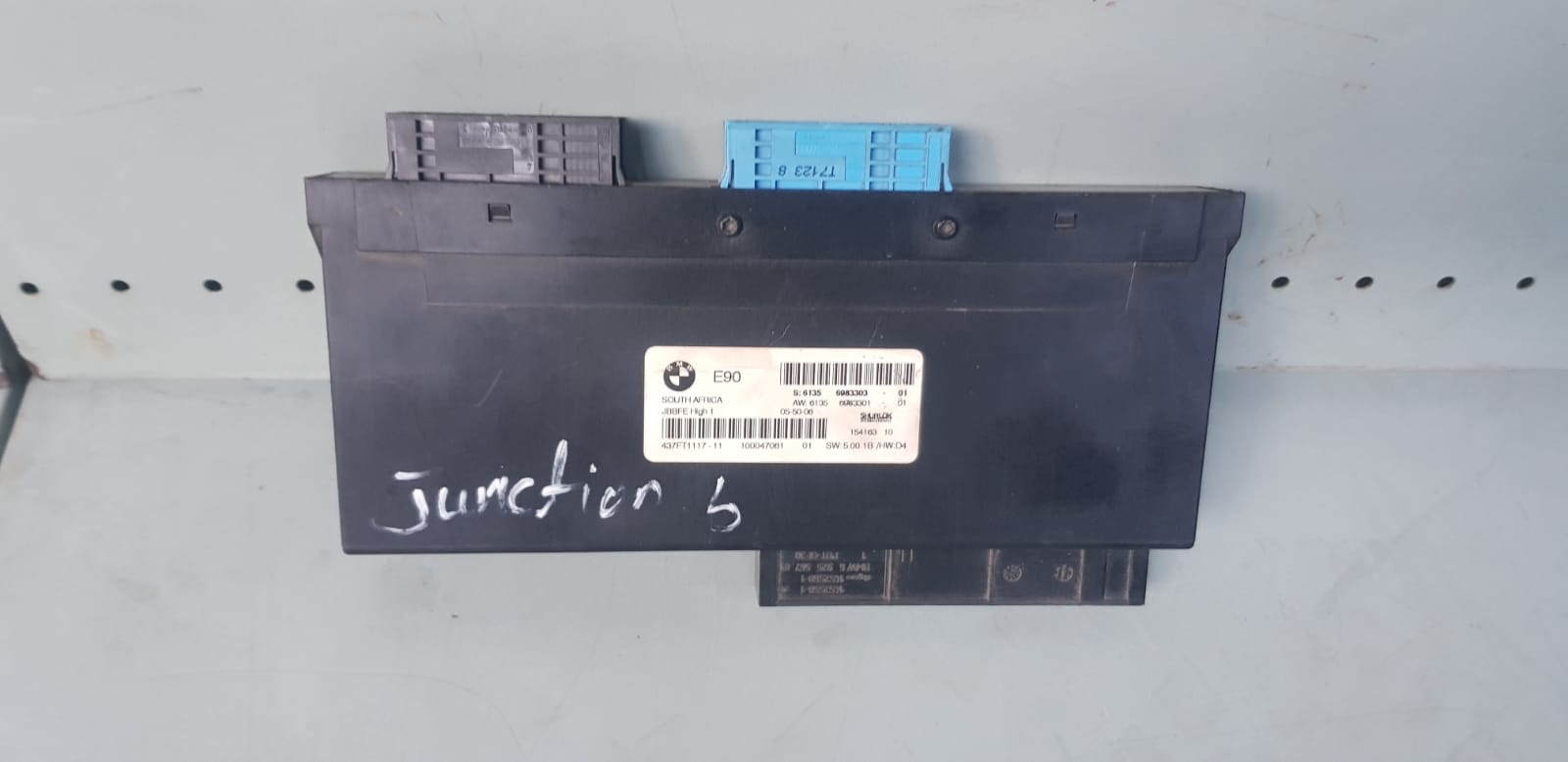 BMW E90 2007- Junction Box - I Auto Spares