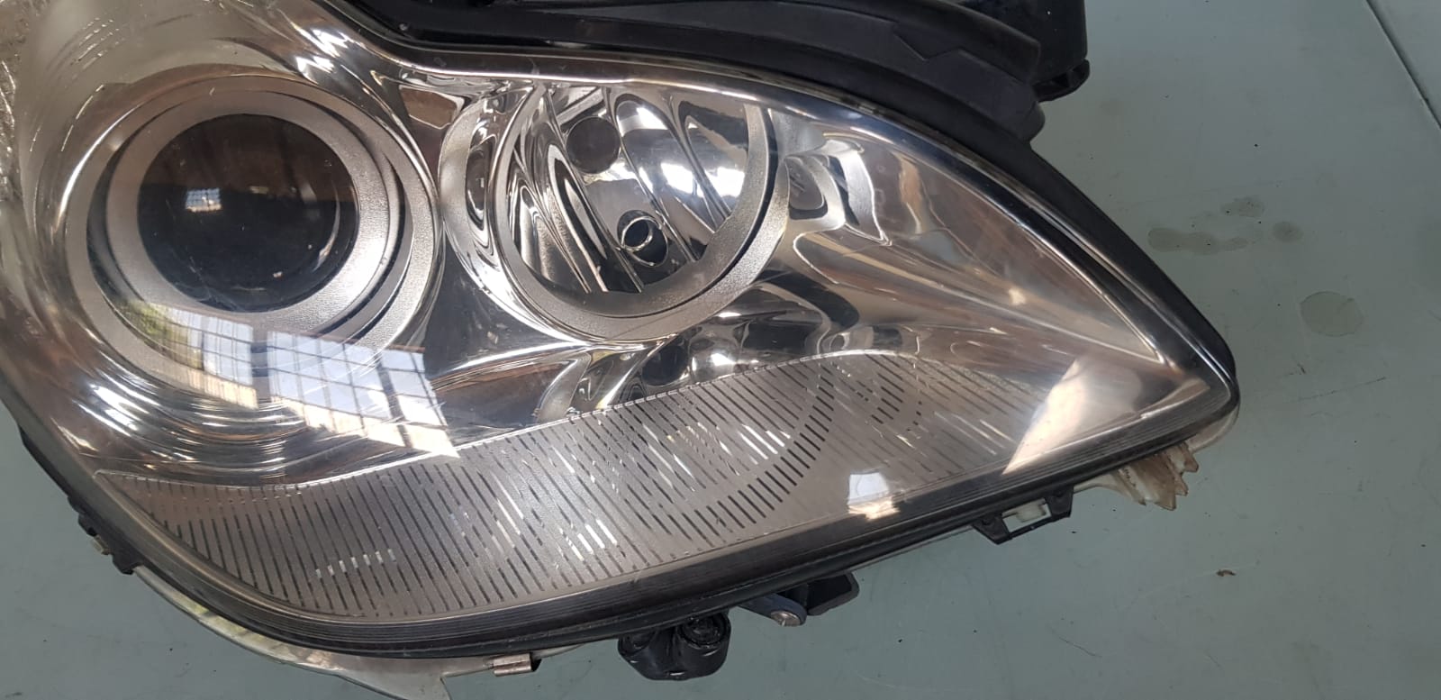 Mercedes Benz CLX 350 W219 2006- Right Side Headlight | I Auto Spares