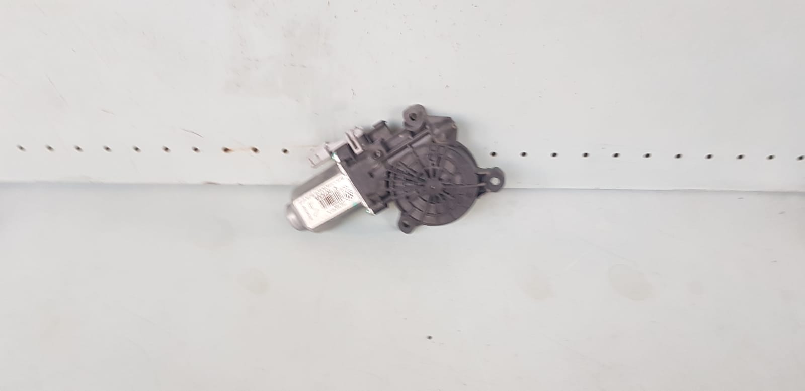 VW Polo Tsi, Vivo, Tranporter - Left Front Window Regulator Motor - I Auto Spares