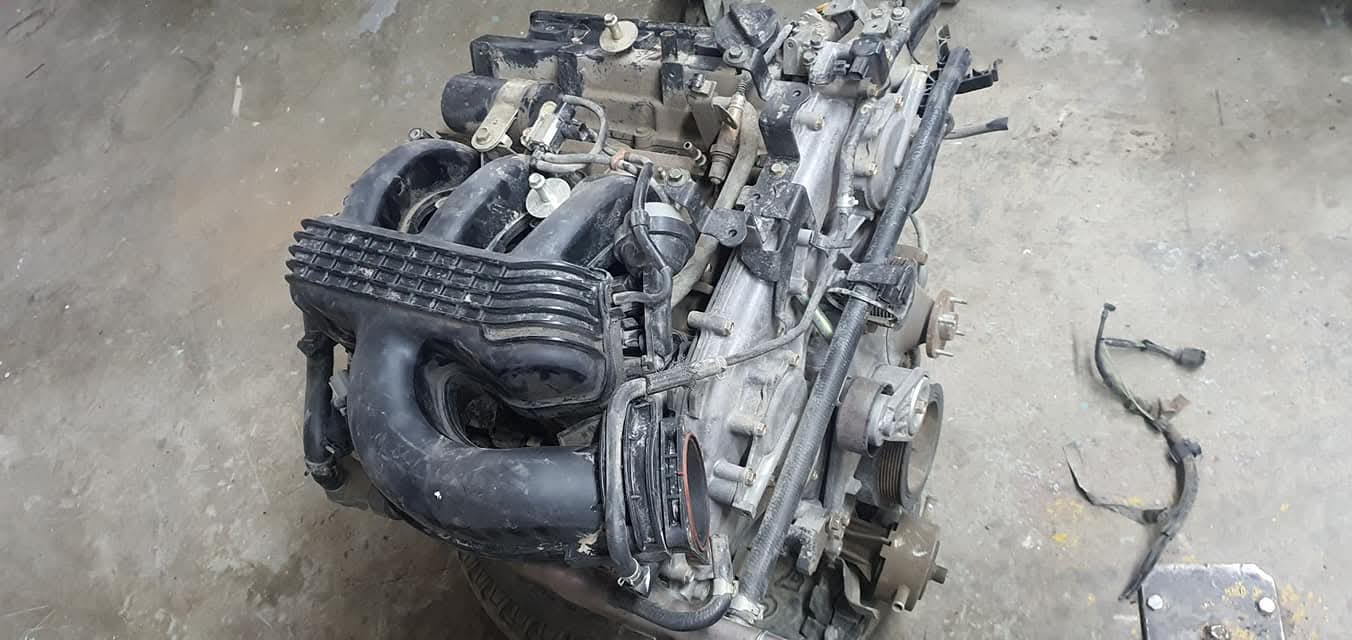 Nissan Navara 4.0 Engine Stripping