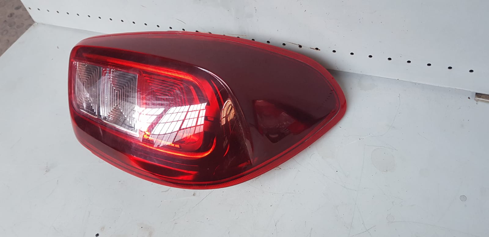 Renault Kwid Facelift 2020 - Taillight Right Side - I Auto Spares