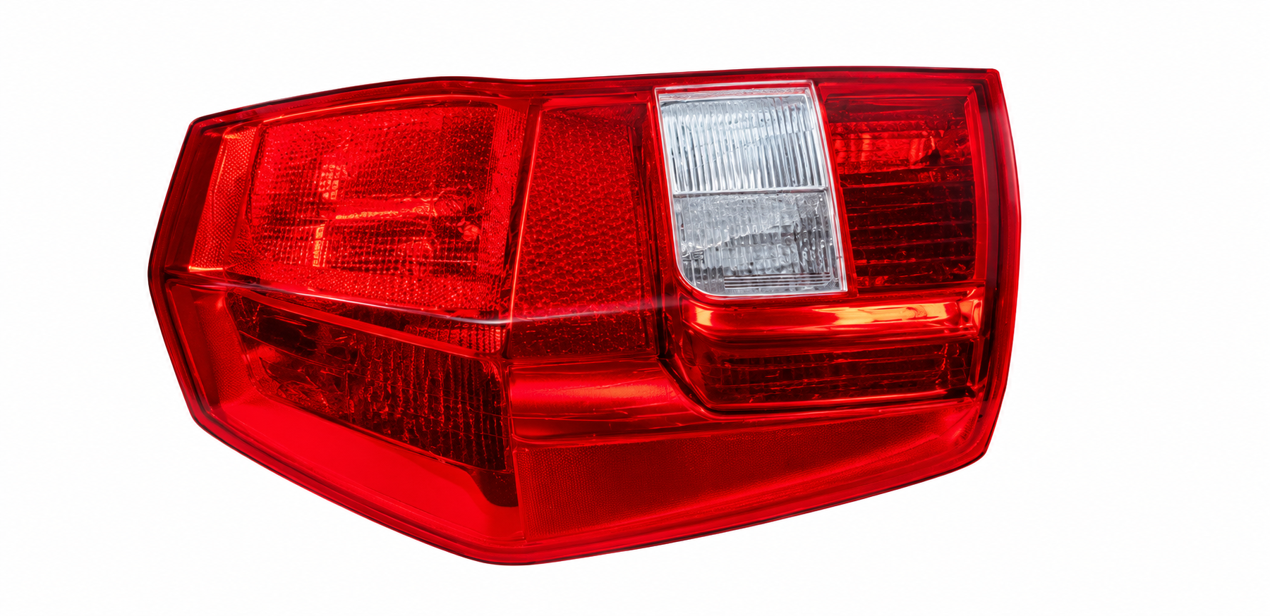 Mahindra TUV 300 -Left Side Tail Light | I Auto Spares
