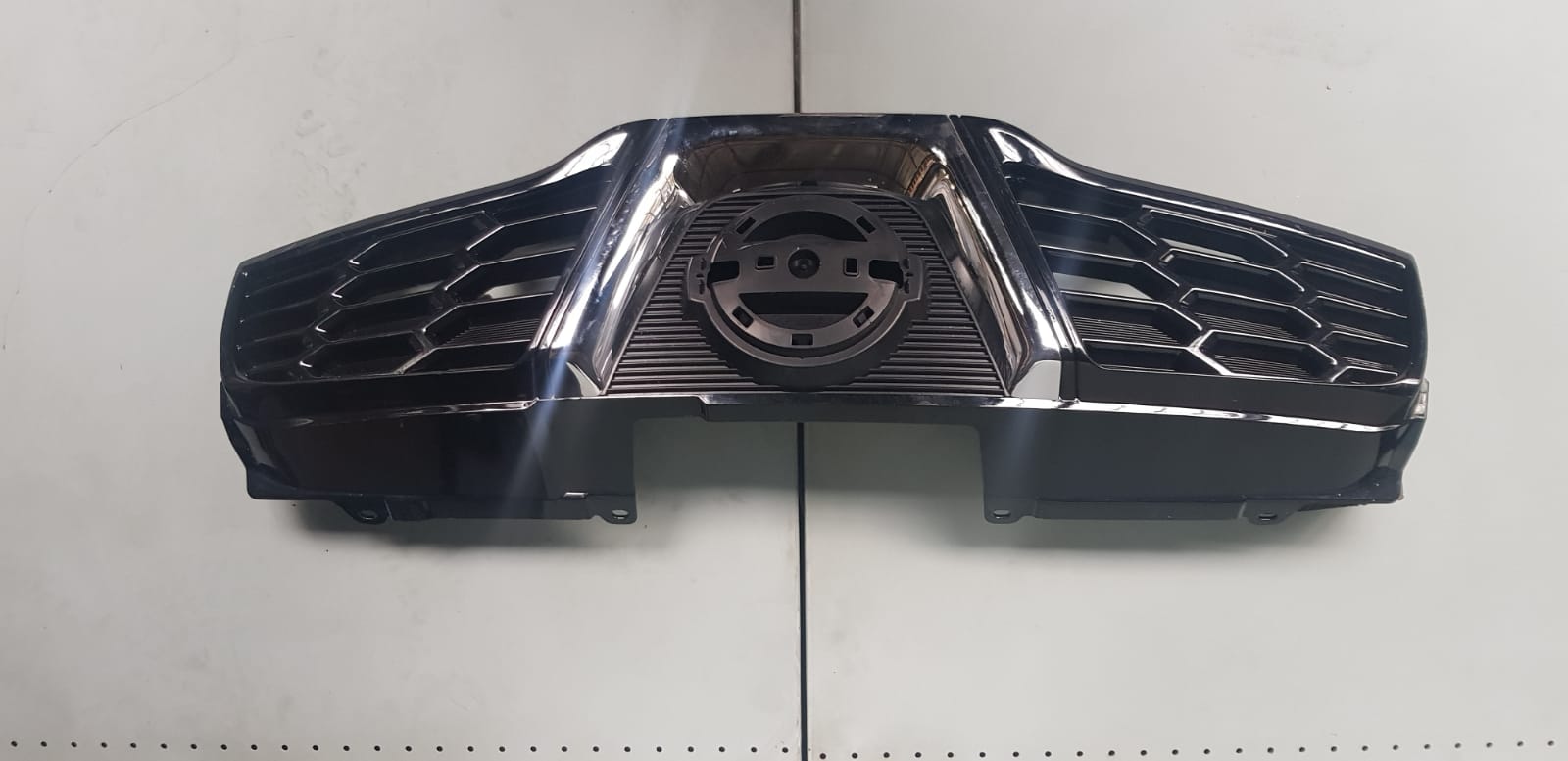 Nissan Qashqai 2014 - Main Grill | I Auto Spares