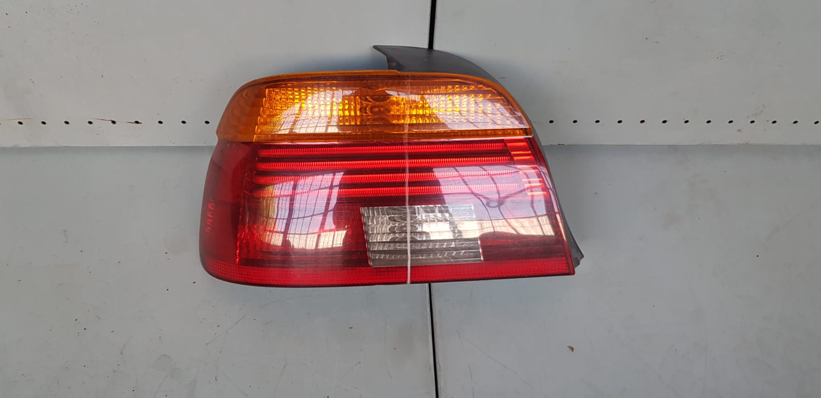 BMW E39 - Taillight - I Auto Spares