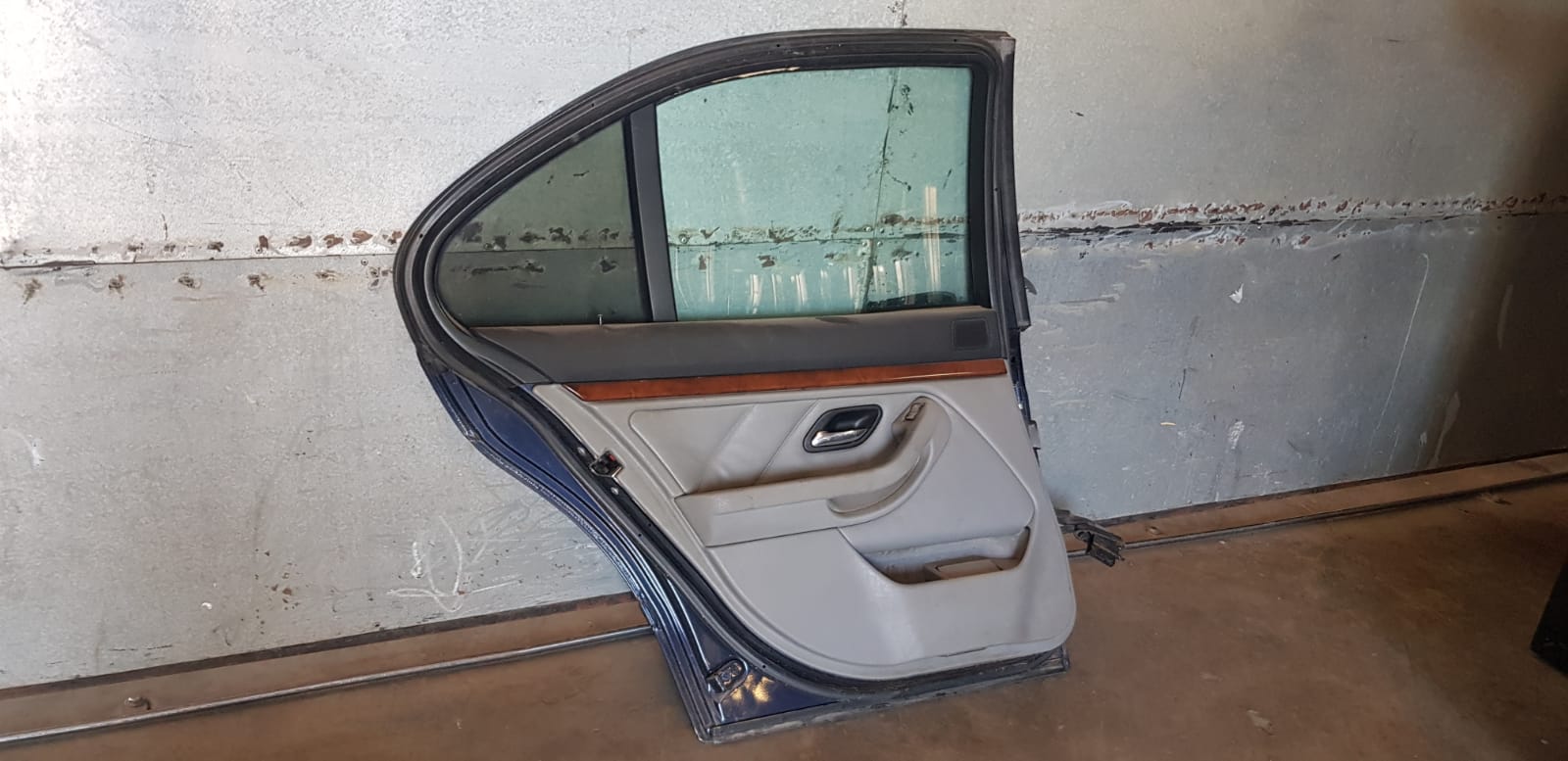 BMW E39 530i M Sport 1995- Right Front Door - I Auto Spares