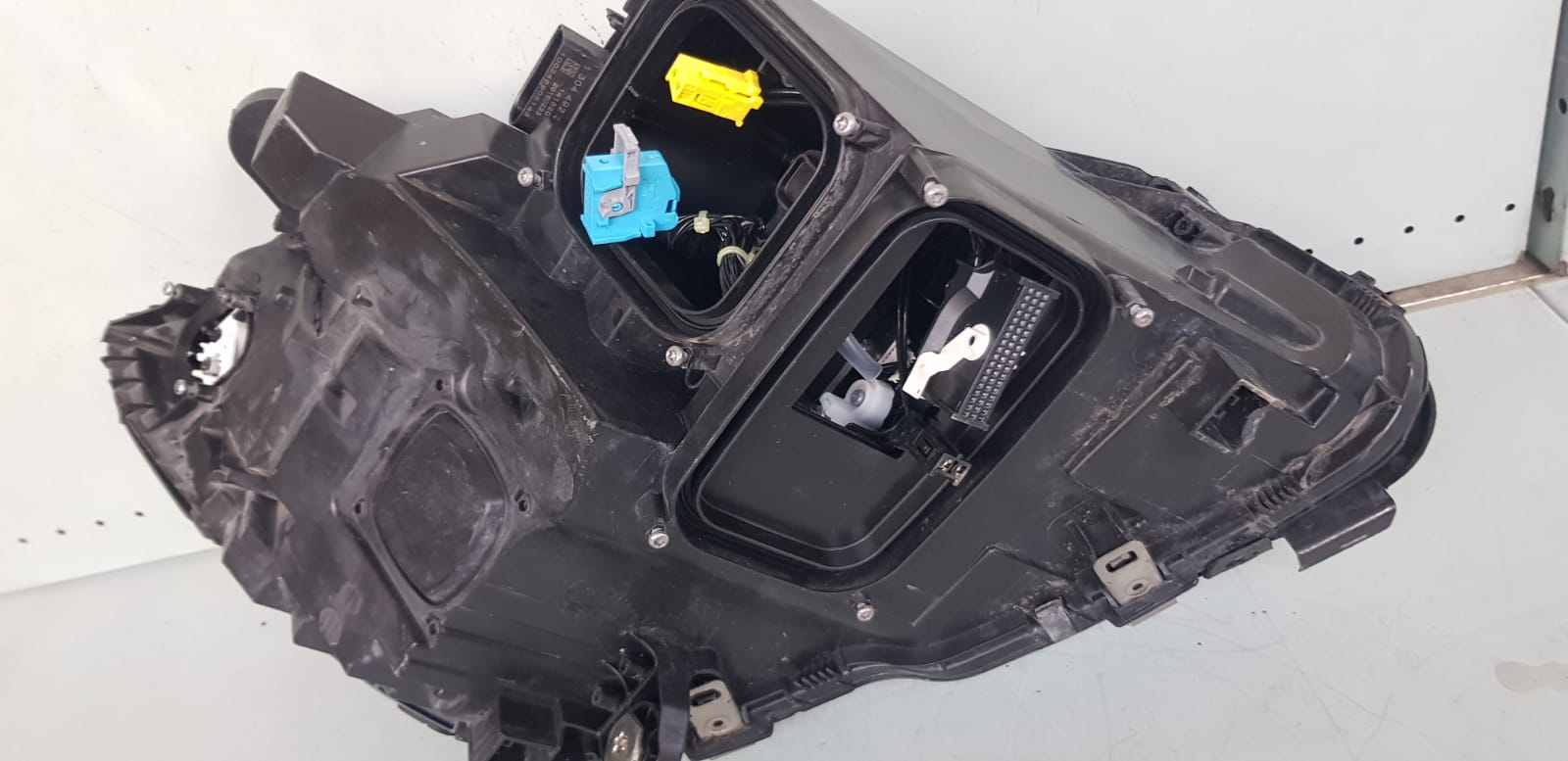 Mercedes Benz C Class W205 2014- Headlight Xanon LED (without Control Module) - I Auto Spares